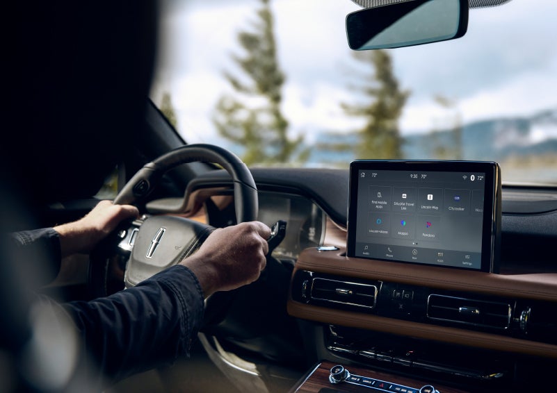 The center touch screen in a 2024 Lincoln Aviator® SUV is shown | Hines Park Lincoln in Plymouth MI