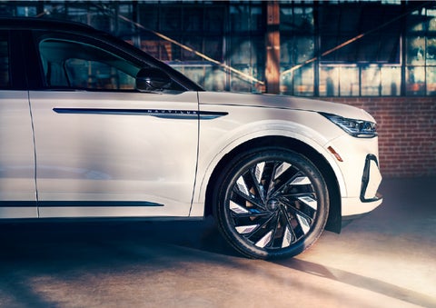 The wheels of the available Jet Appearance Package are highlighted. | Hines Park Lincoln in Plymouth MI