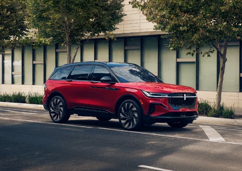 2026 Lincoln Nautilus® SUV with the available Jet Appearance Package and Hybrid transmission. | Hines Park Lincoln in Plymouth MI