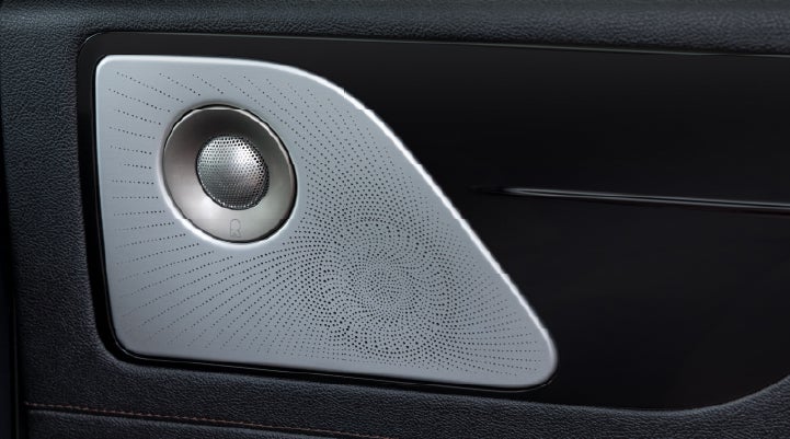 A close-up view of the available Revel® Ultima 3D Audio System. | Hines Park Lincoln in Plymouth MI