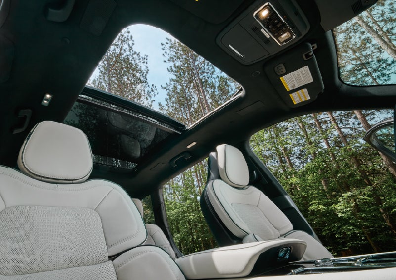 The front seats of a 2027 Lincoln Aviator® Black Label™ SUV | Hines Park Lincoln in Plymouth MI