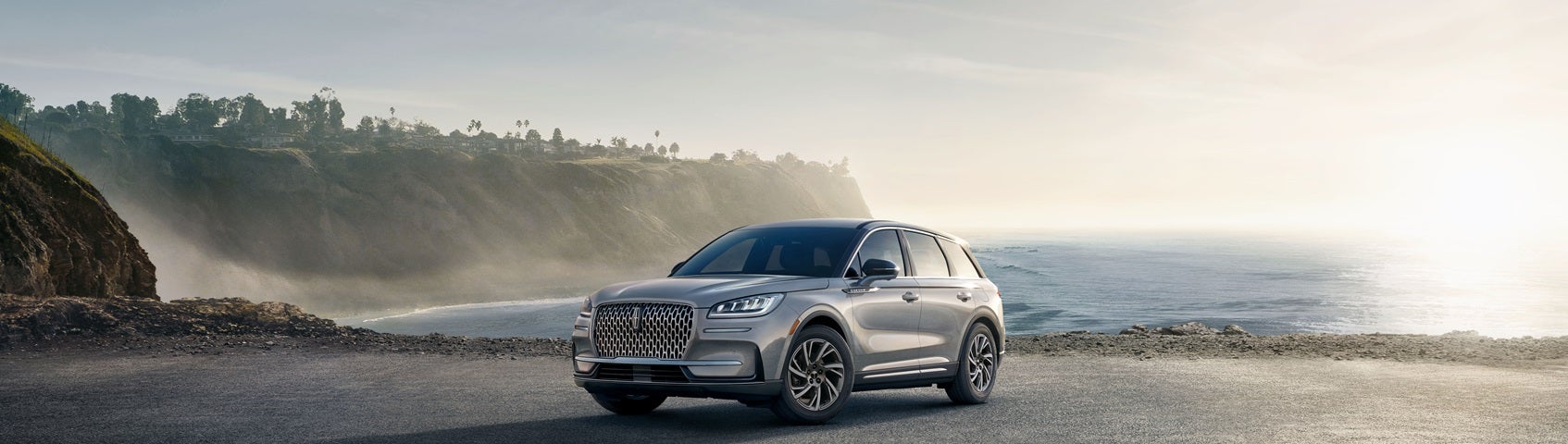 Hybrid Car Dealer near Livonia MI